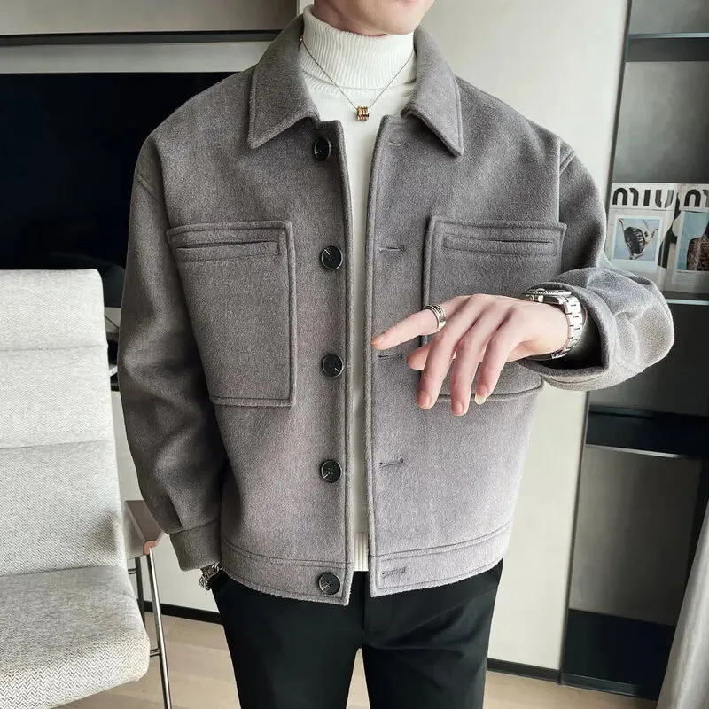 Aidase British Style Winter Short Woolen Coat Men Warm Fashion Pocket Casual Cloth Jacket Men Streetwear Loose Woolen Coat S-3XL