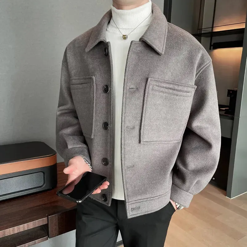 Aidase British Style Winter Short Woolen Coat Men Warm Fashion Pocket Casual Cloth Jacket Men Streetwear Loose Woolen Coat S-3XL