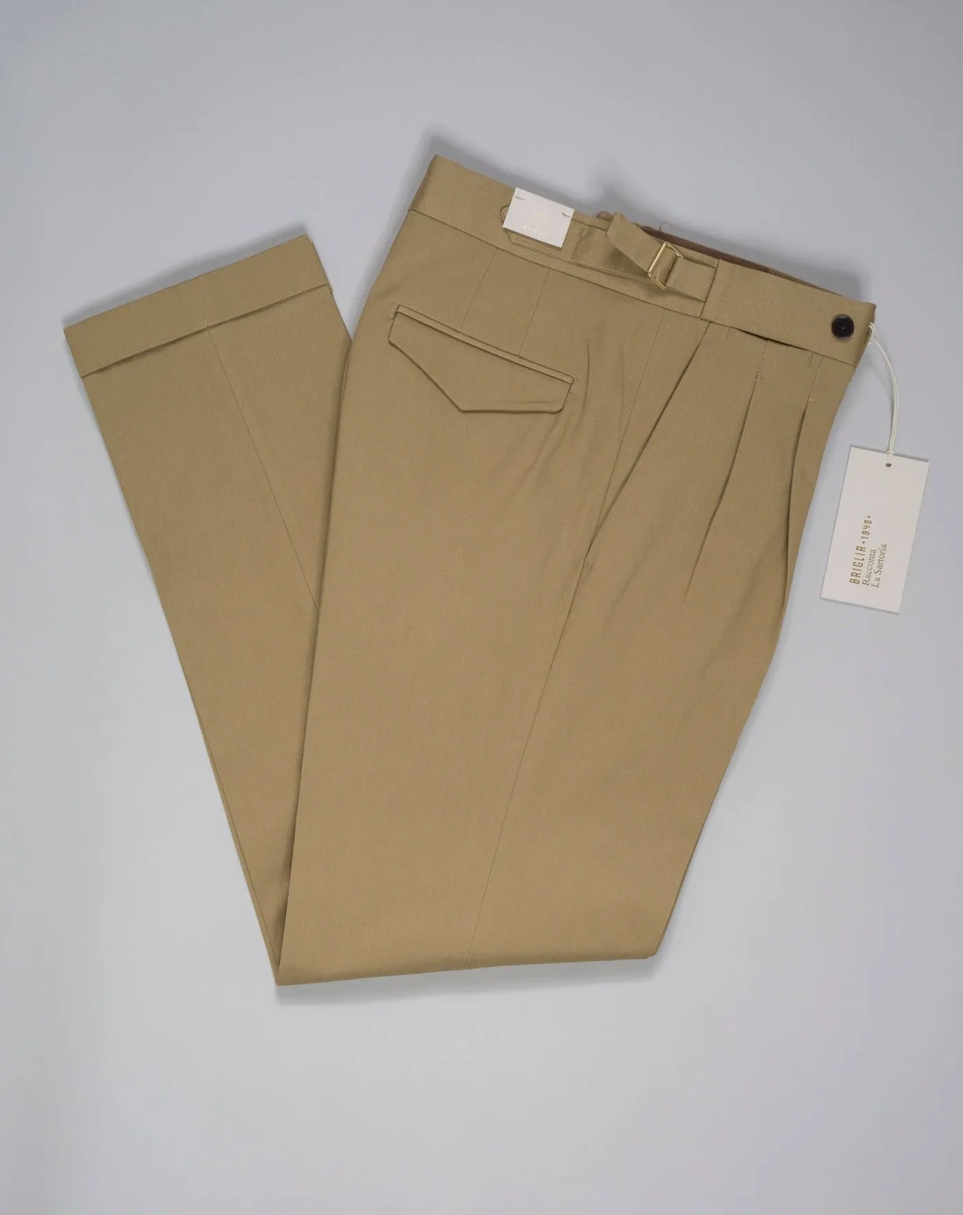 Briglia Quartieri Pleated Chinos / Beige