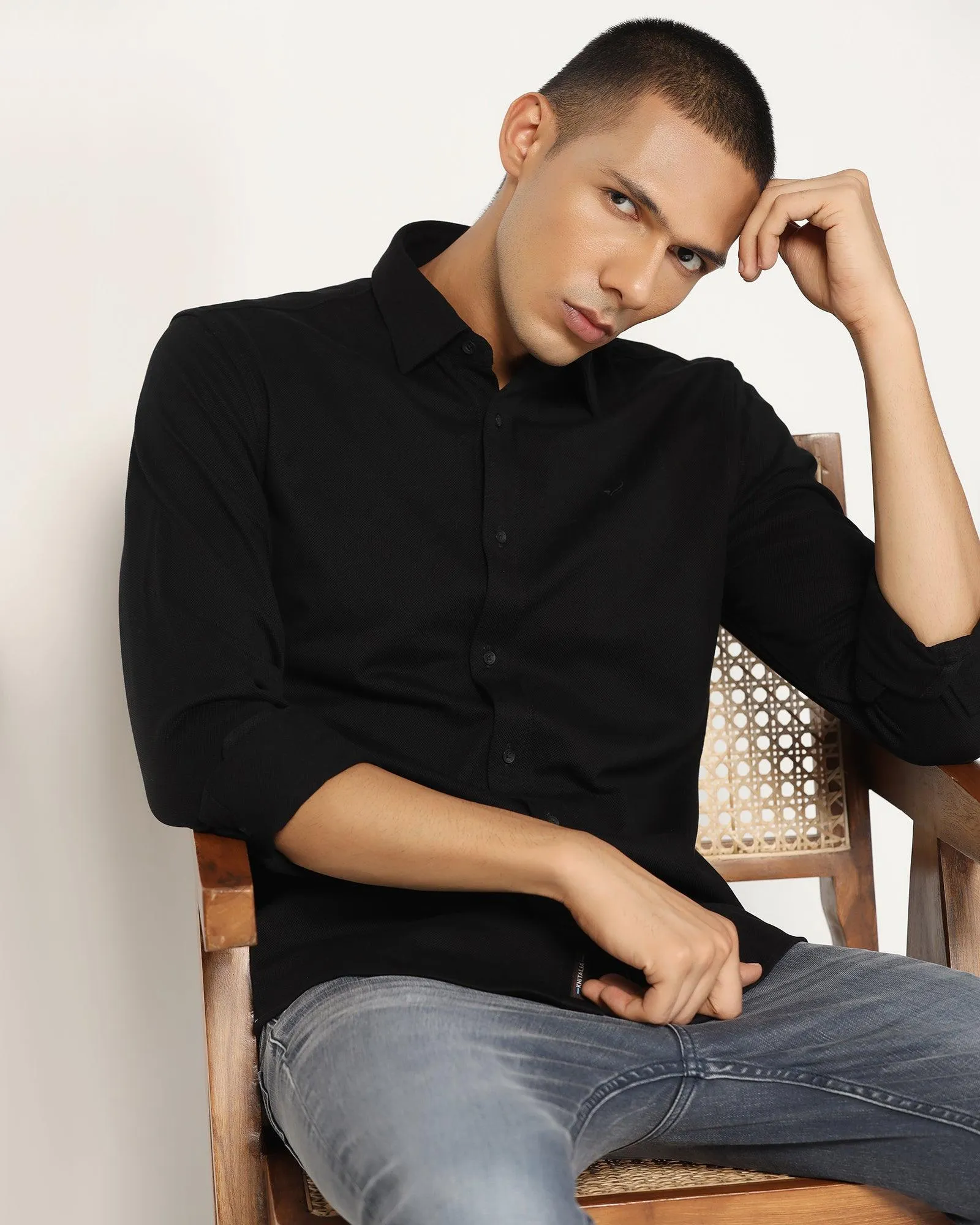 Casual Black Solid Shirt - Pareto