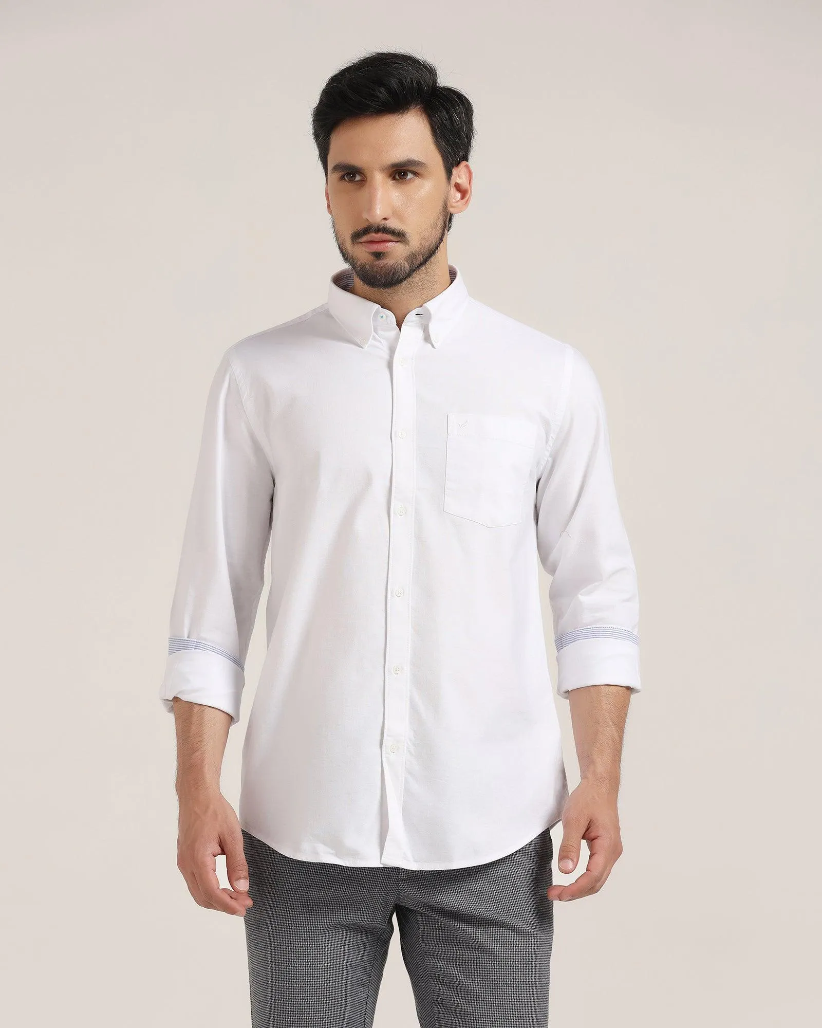 Casual White Solid Shirt - Ronic