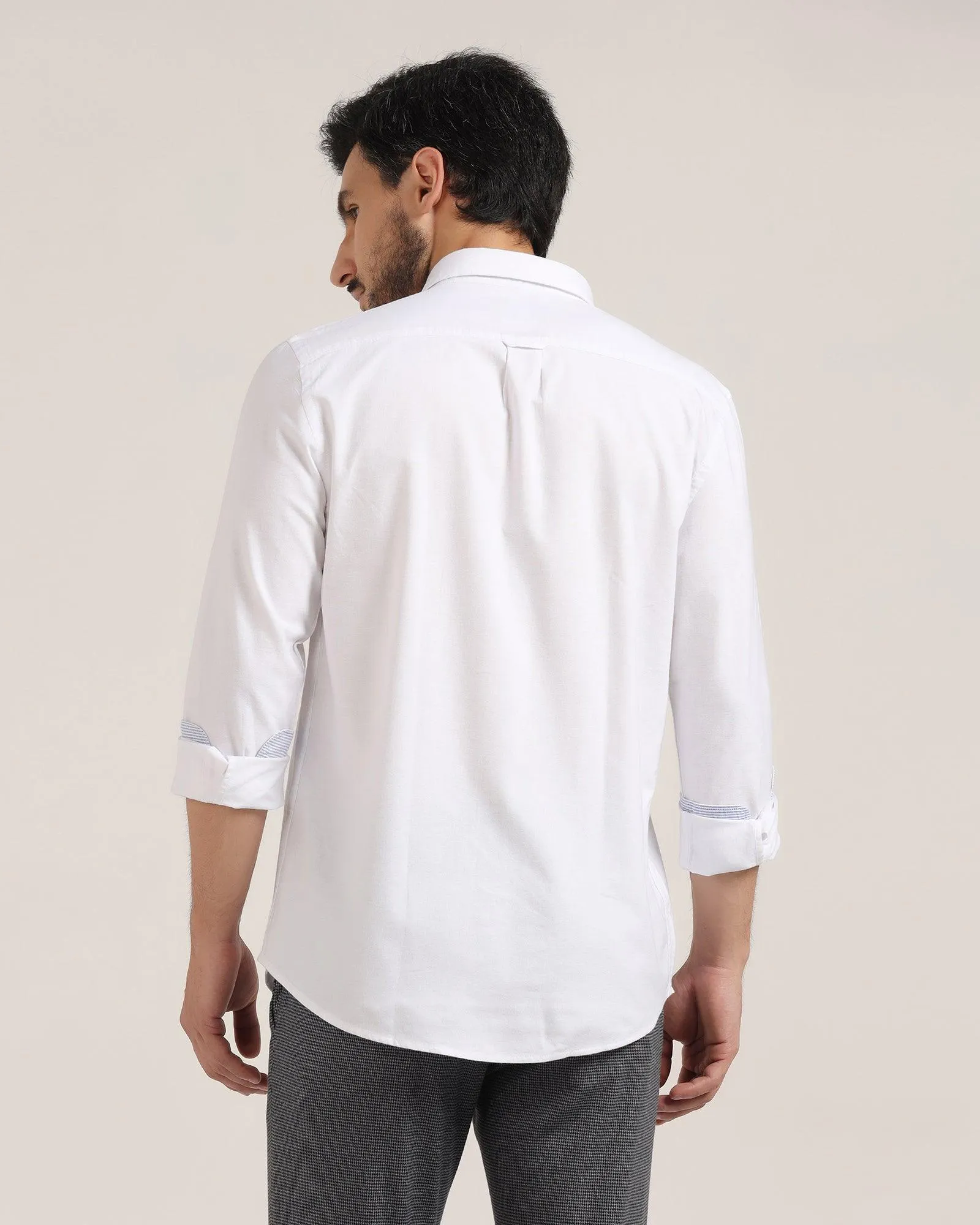 Casual White Solid Shirt - Ronic