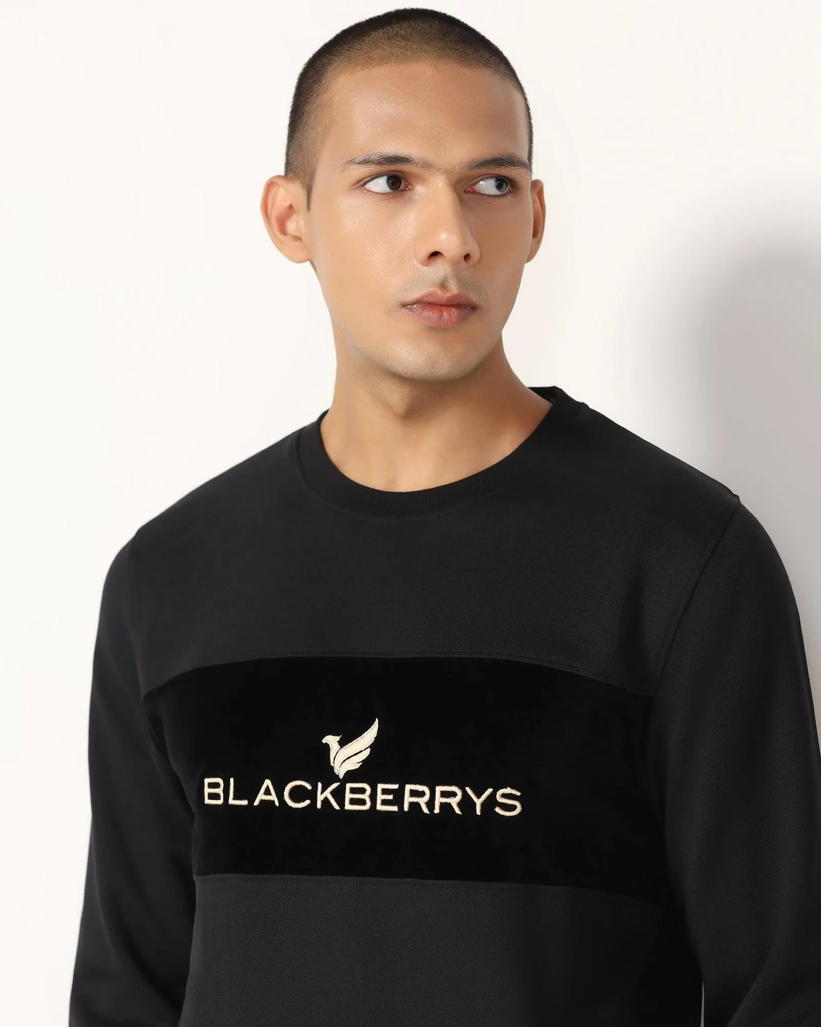 Crew Neck Black Solid Sweatshirt - Feb