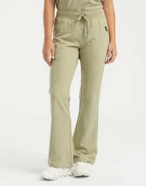 Essential Flare Scrub Pants - Matcha