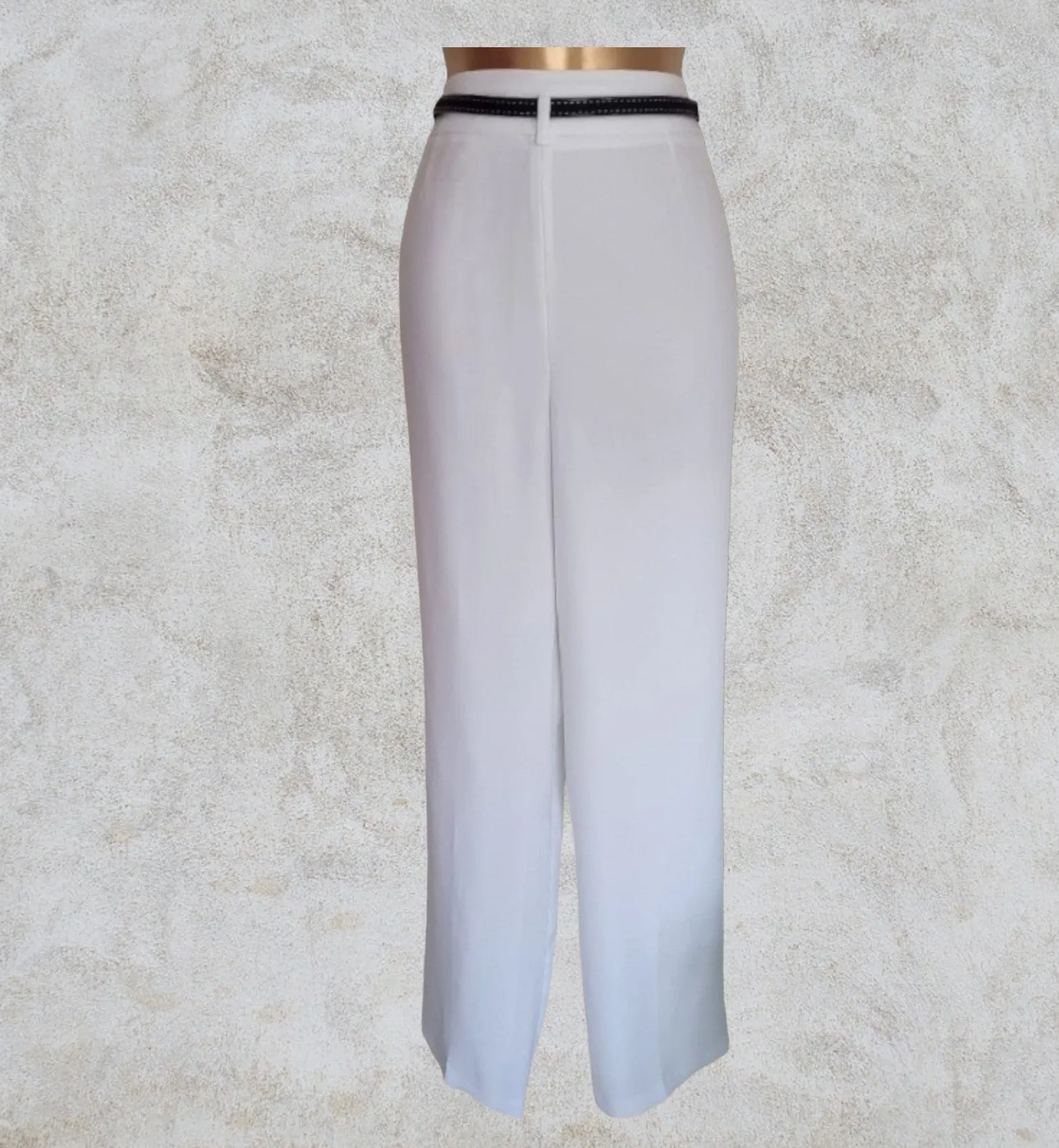 Gerry Weber Women’s White Lined Slim Style Summer Trousers UK14 US 10 EU 42 IT 45