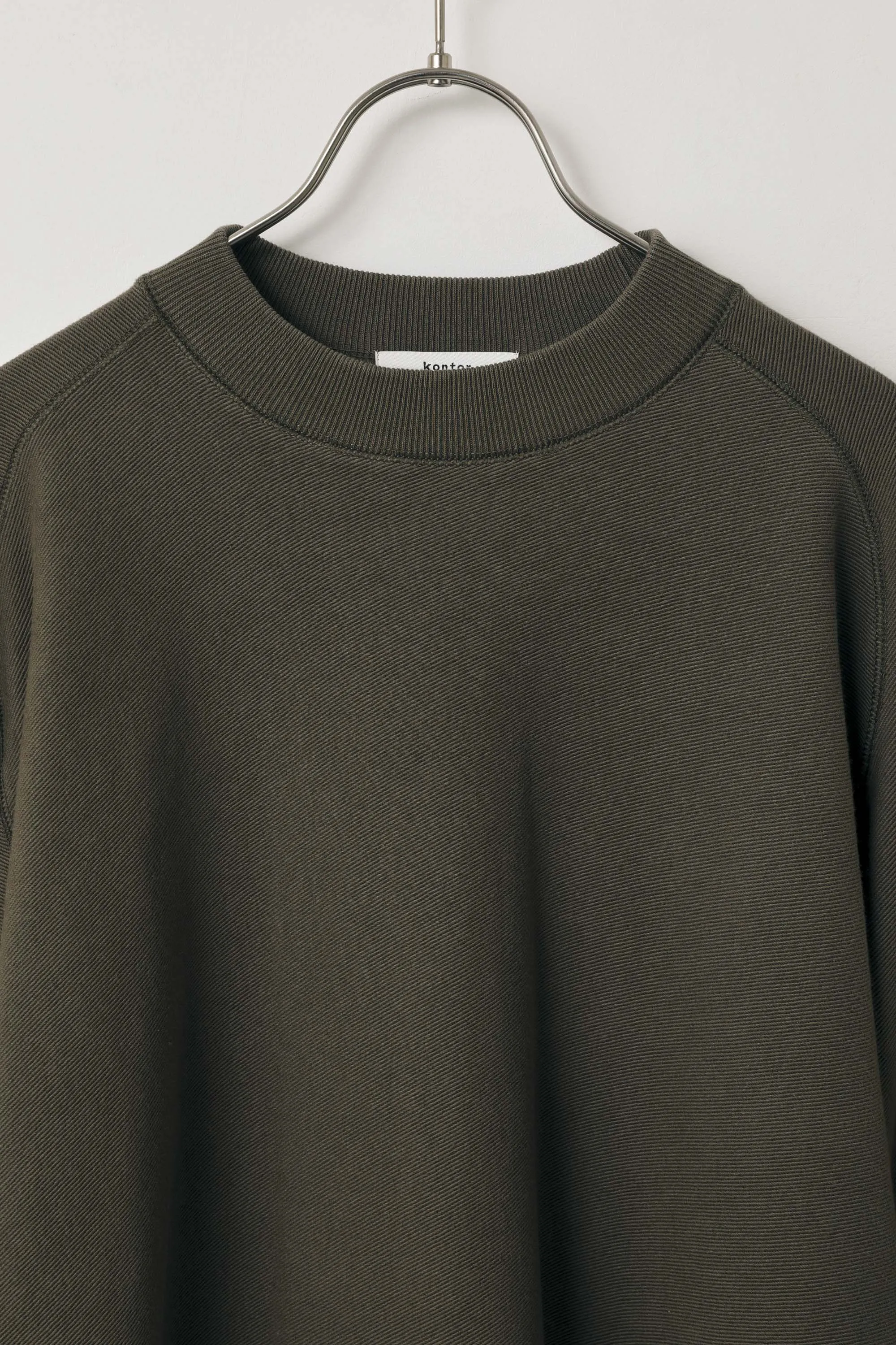 kontor / FREEDOM SLEEVE SWEATER