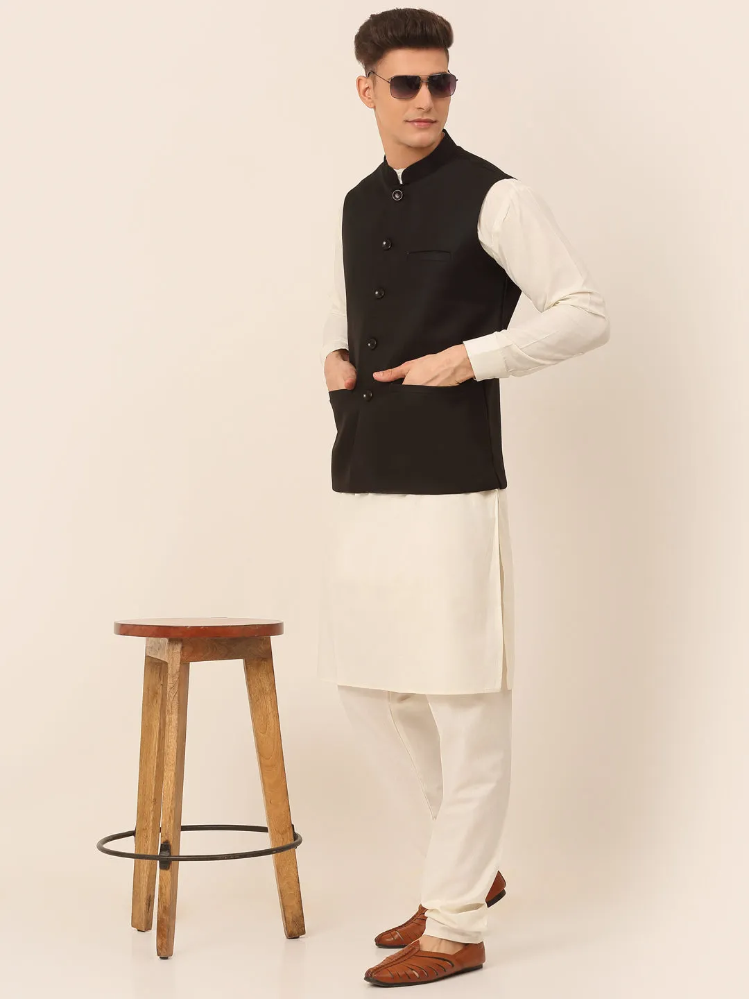 Men Black Solid Woven Sleeveless Nehru Jackets