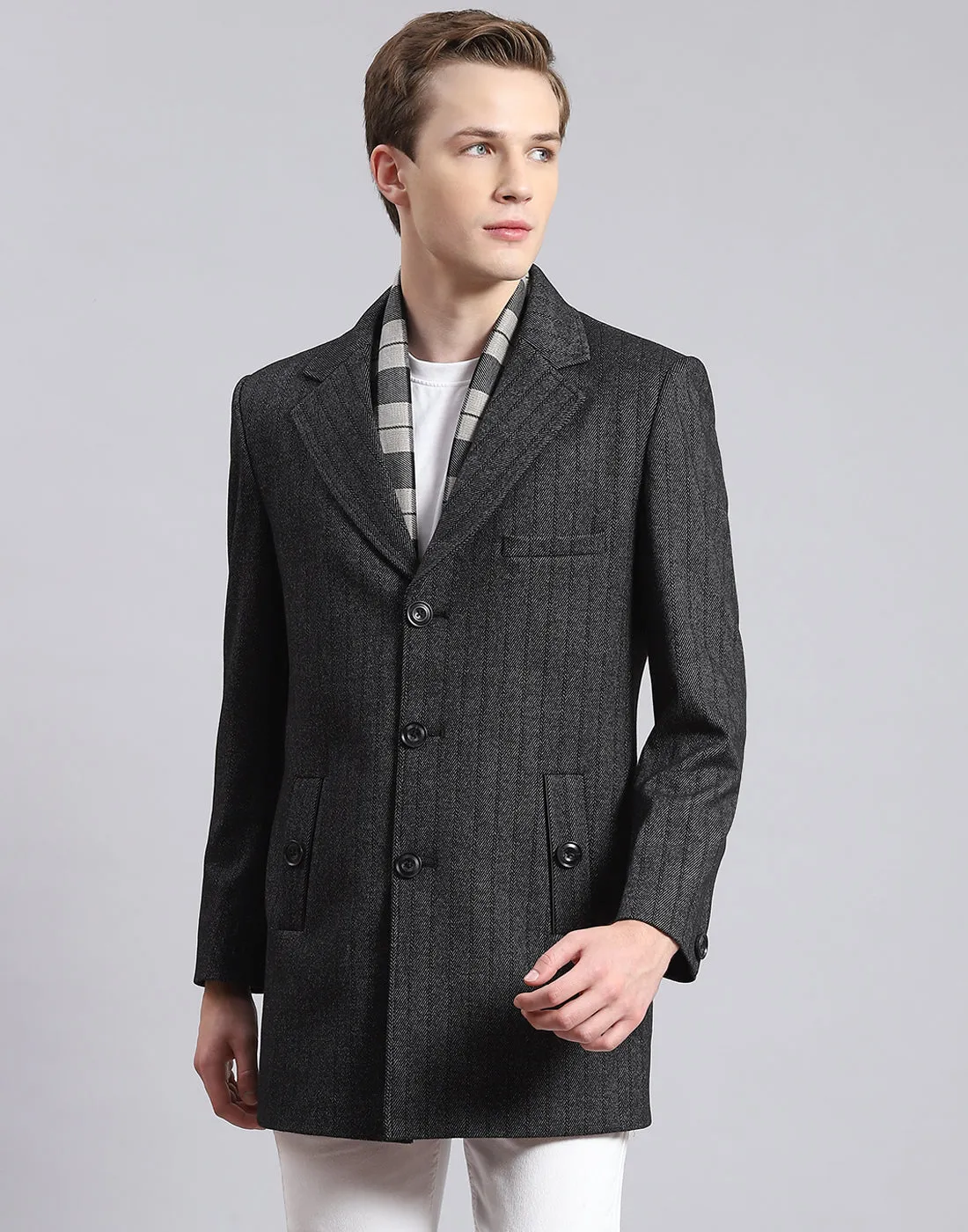 Men Black Stripe Lapel Collar Full Sleeve Coat