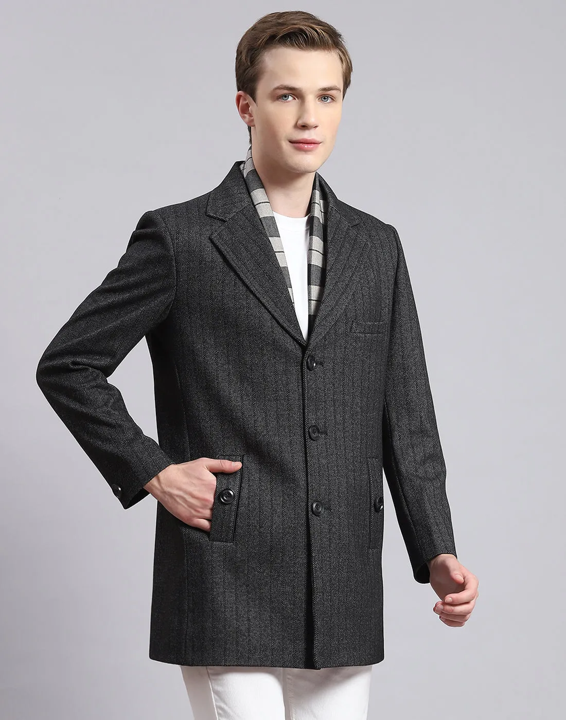 Men Black Stripe Lapel Collar Full Sleeve Coat