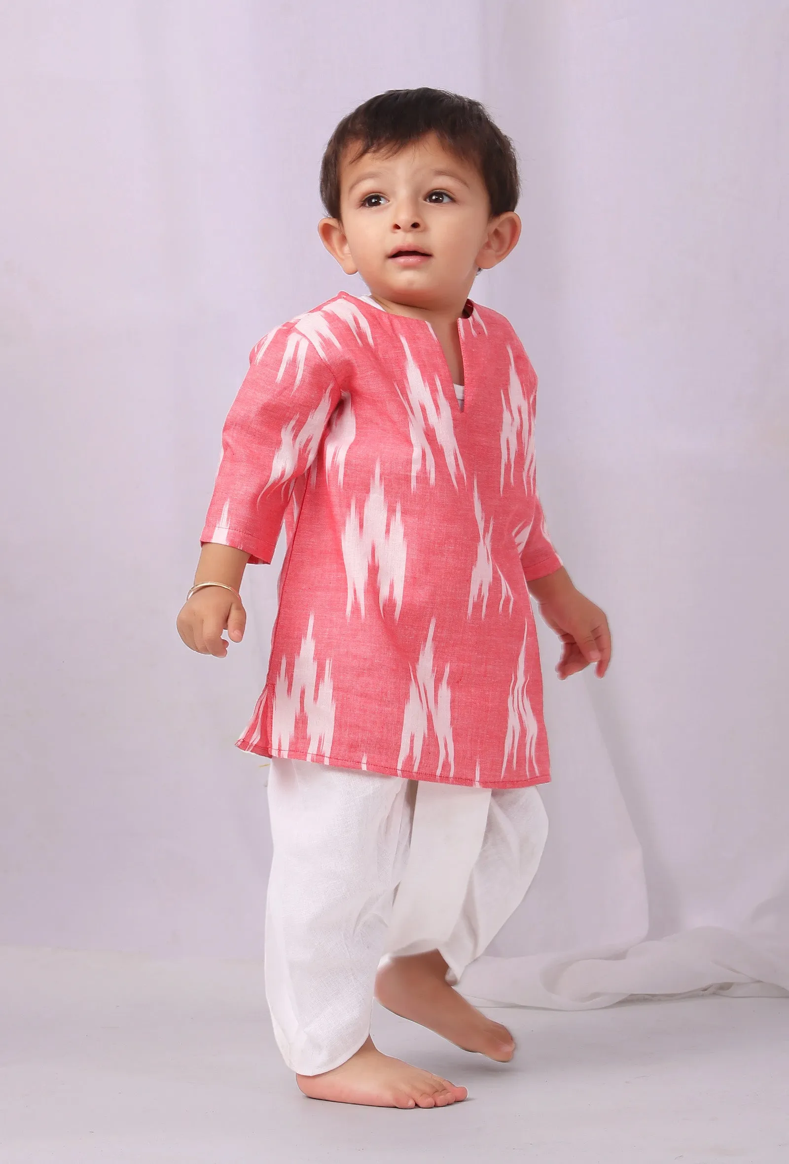 Set of 2: Pink Ikat Kurta with white Dhoti Pants