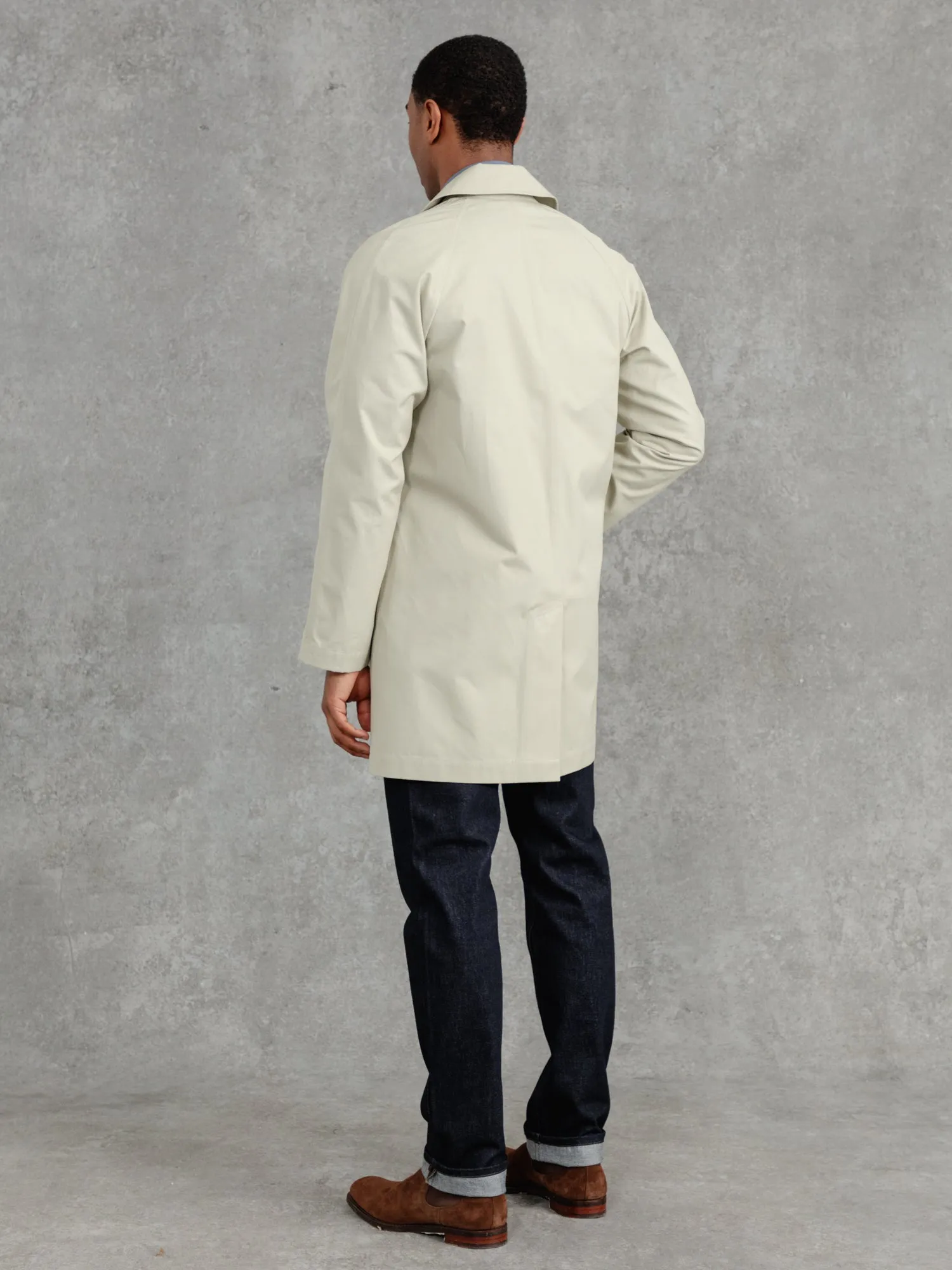 The Ventile® Raglan Raincoat - Stone