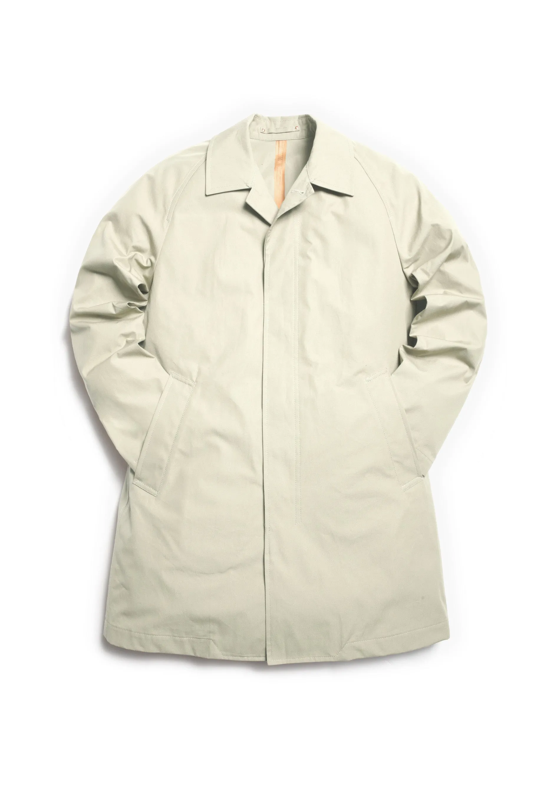 The Ventile® Raglan Raincoat - Stone