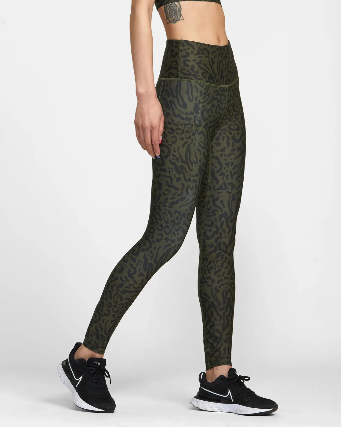 VA Sport Pocket Technical Leggings - Animal Olive