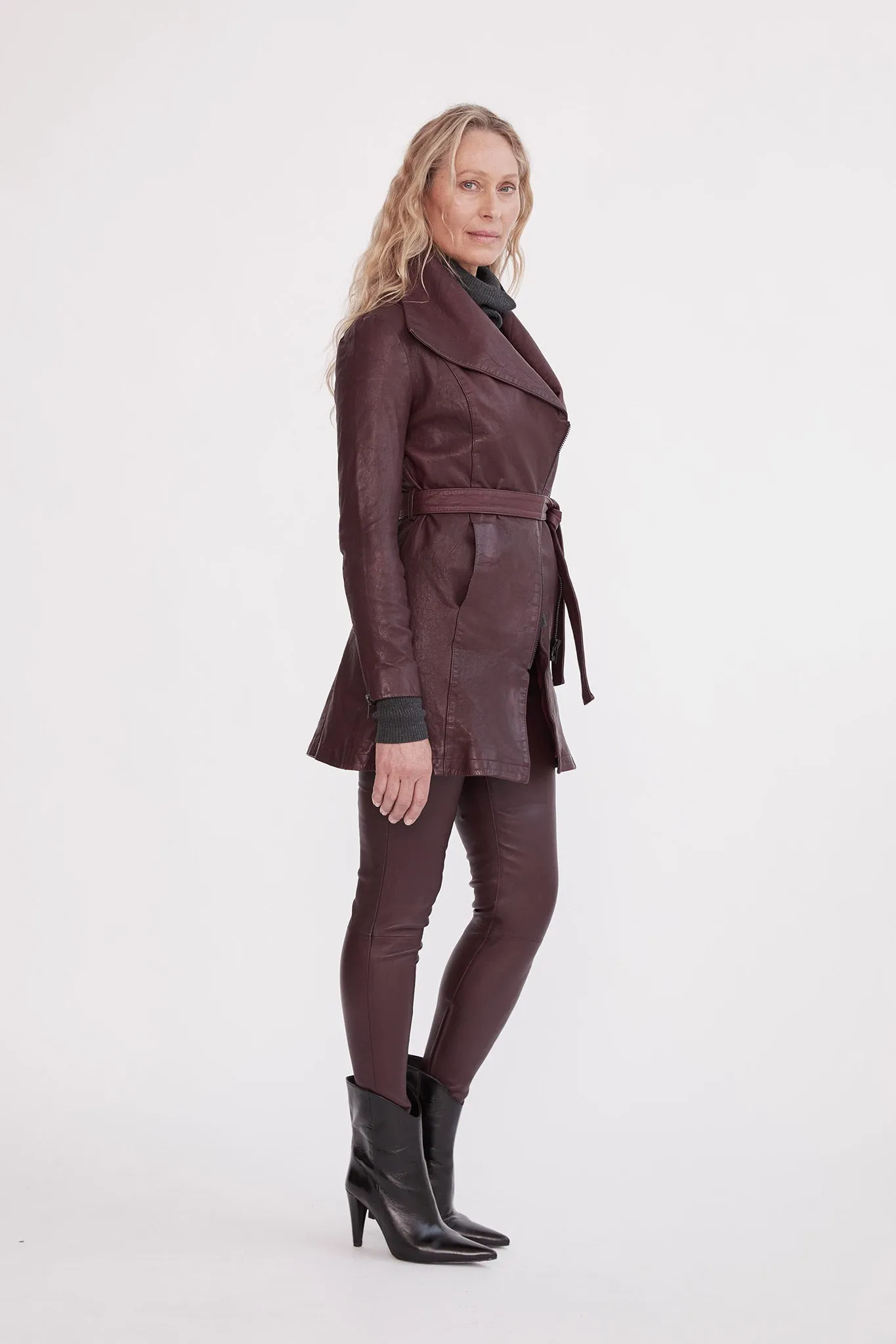 Washington Drape Trench Shiraz Leather - SAMPLE